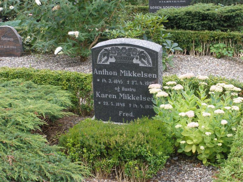 Karen Mikkelsen .JPG